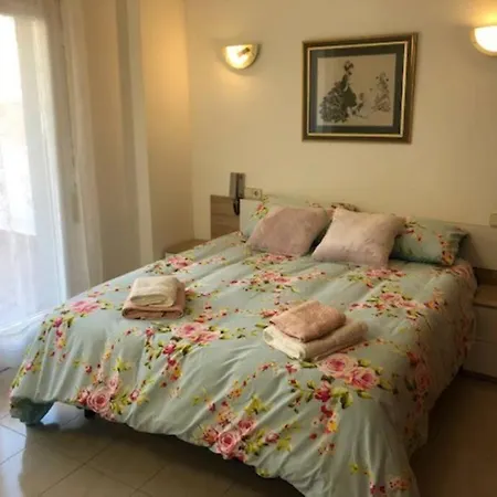 Comode Apartament Al Bell Mig De Girona Exterior photo