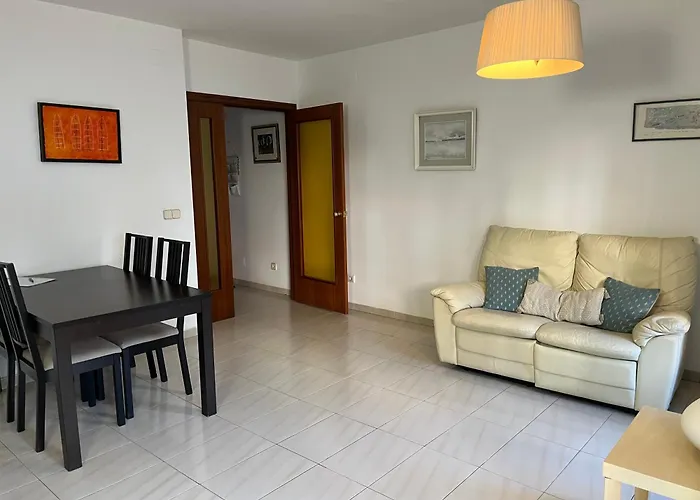 Comode Apartament Al Bell Mig De Girona